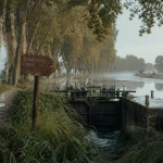 Randonnée près de Toulouse au Canal du Midi, sentier de halage